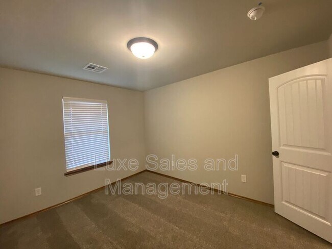 Building Photo - 7117 Daxton Ct