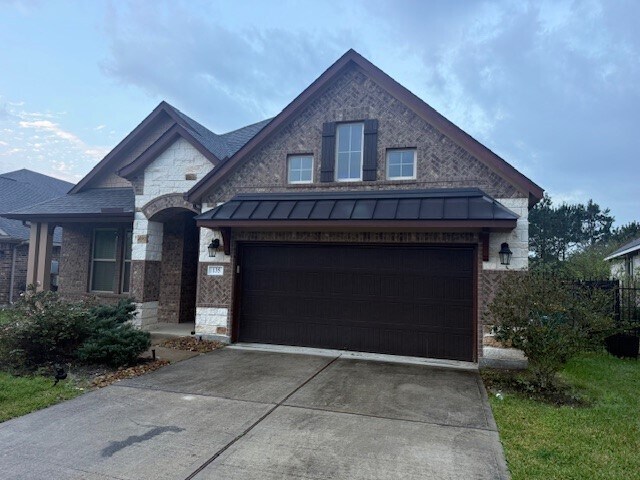 Building Photo - 135 Bloomhill Pl