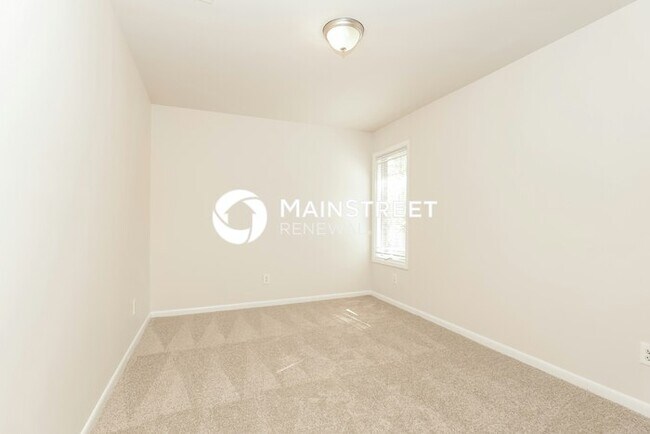 Building Photo - 3 Bedroom Pet-Friendly Home in HERMITAGE, TN with Main Street Renewal