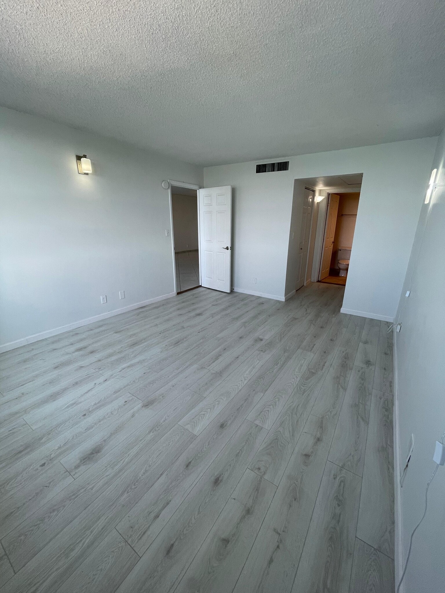 Bed Room - 6770 Indian Creek Dr