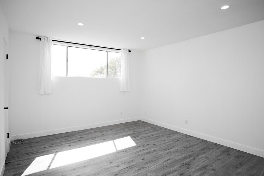 Building Photo - 1345 18th St