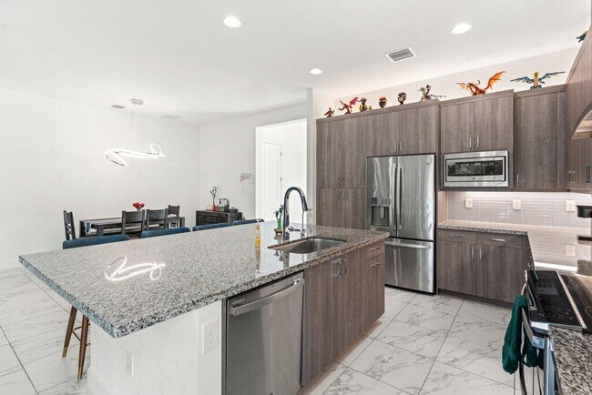 Building Photo - 13185 Mount Columbia Terrace