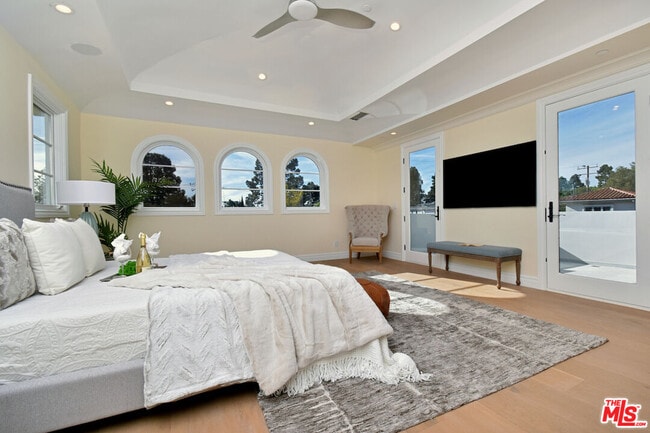 Building Photo - 548 15th St