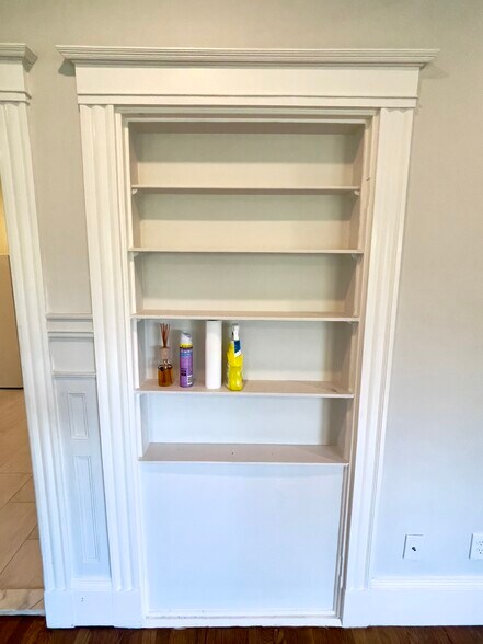 Built In Bookshelf - 1857 Beacon St