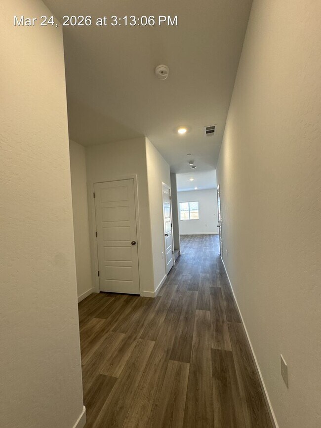 Building Photo - Newly Built Home located SE Visalia!  Rent Ready!