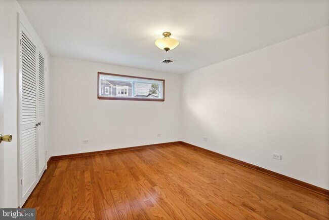 Building Photo - 1602 Woodmoor Ln