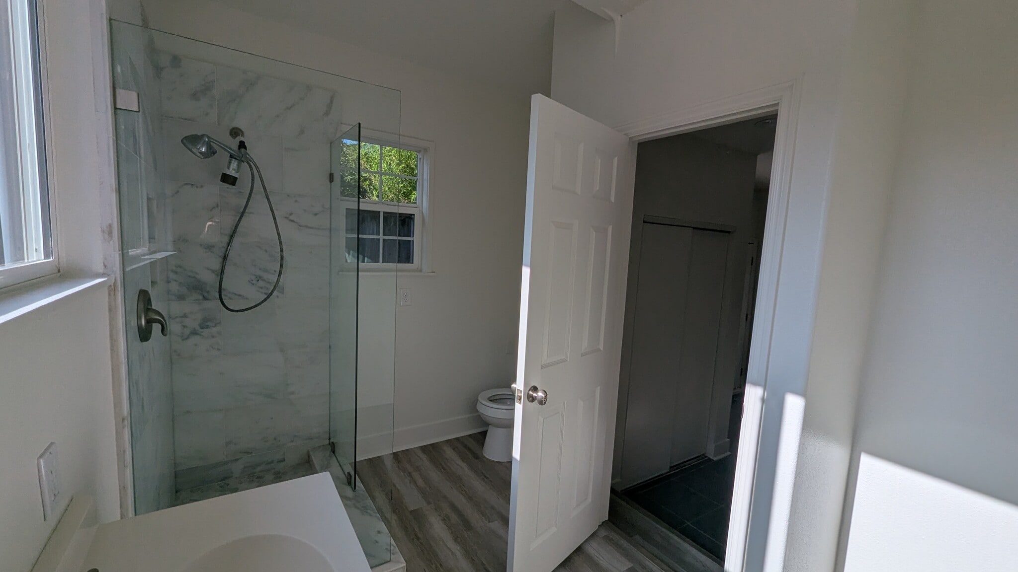 Building Photo - 392 West Center Ave