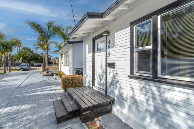 Building Photo - Quaint Remodeled 1 Bed / 1 Bath Bungalow in Normal Heights!