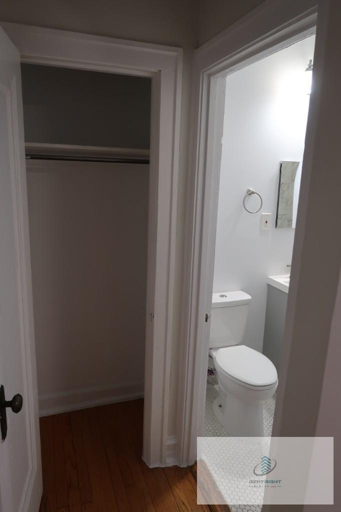 Building Photo - 4477 N Elston Ave