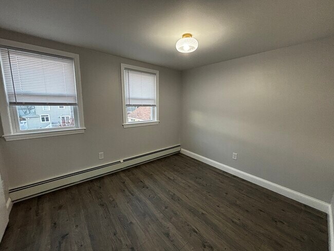 Building Photo - 546 Nantasket Ave