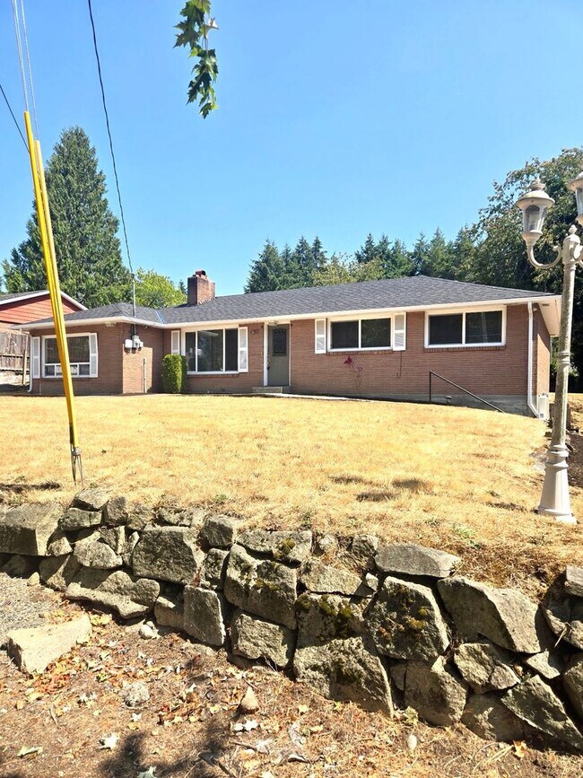 Building Photo - 3613 Grandview Dr W