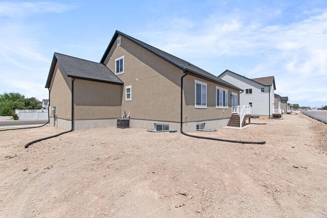 Building Photo - 3779 S 1950 W