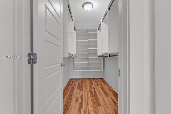 Building Photo - Northeast 12th Avenue, Fort Lauderdale, FL 33301 - 4 BR 4 BA house