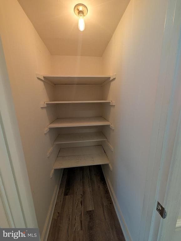 Building Photo - 3320 Hewitt Ave