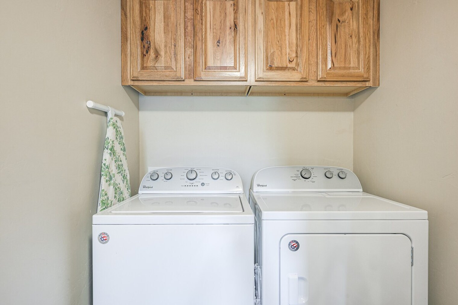 Building Photo - 191 Talisman Dr