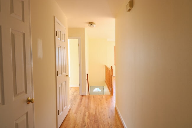 Building Photo - 1472 Nepperhan Ave