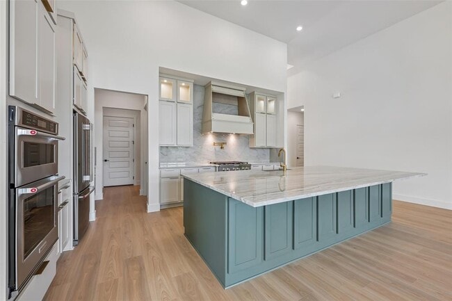 Building Photo - 4908 Turquesa Dr