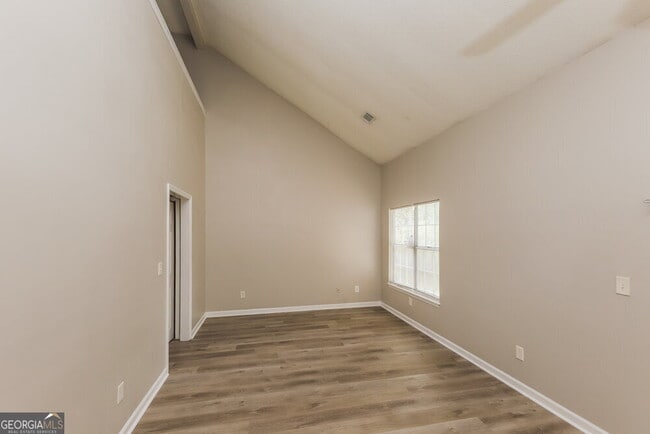 Building Photo - 3517 Ten Oaks Cir