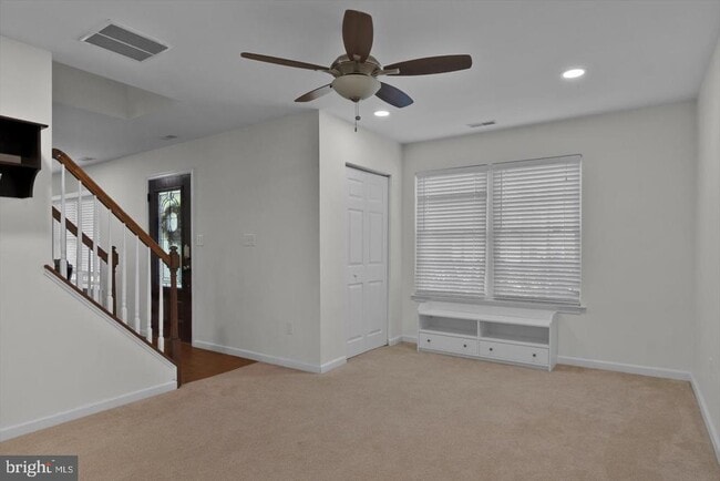 Building Photo - 110 E Partridge Ln