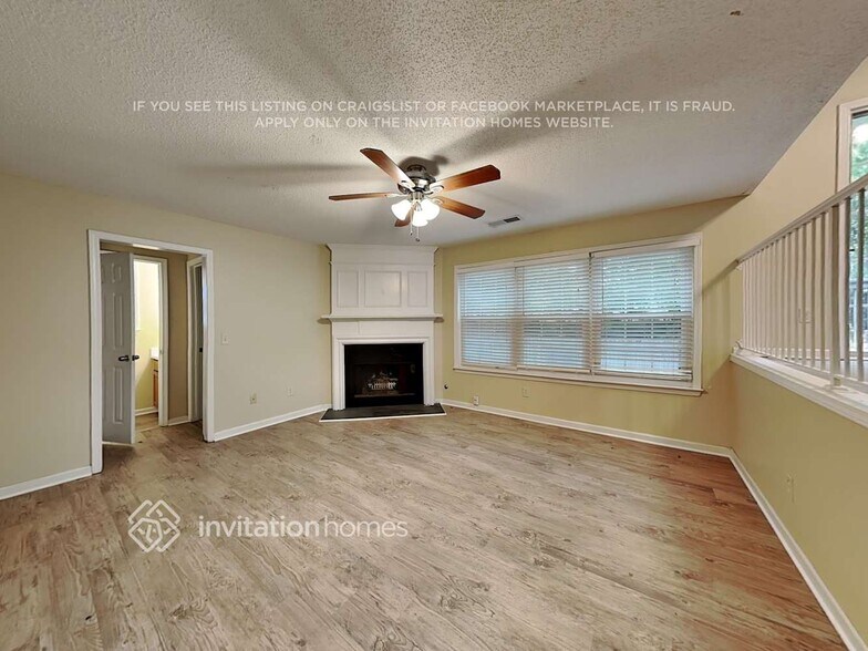 Building Photo - 3706 Heyford Ct