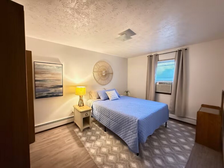 Building Photo - 8421 Colwyn Ct