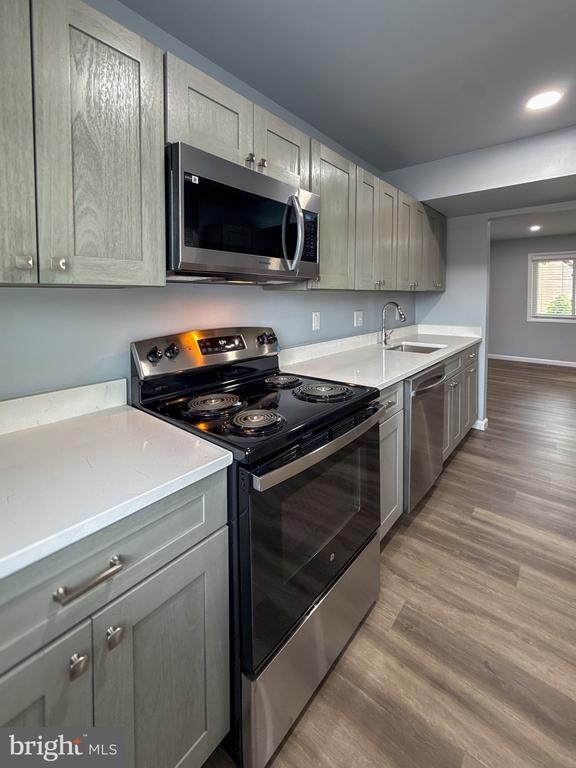 Building Photo - 3036 Virginia Dare Ct