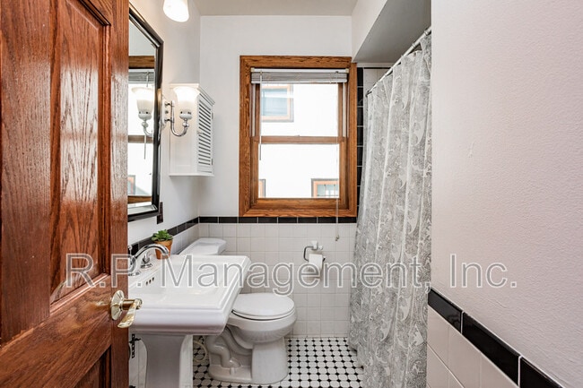 Building Photo - 1629 Watson Ave