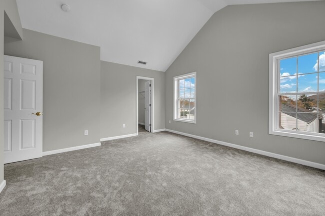 Building Photo - 26 Roger Ave