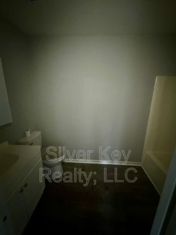 Building Photo - 311 Sunset Drive