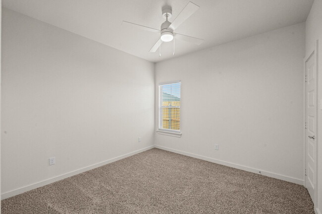 Building Photo - Brand New Townhomes in Frenship!