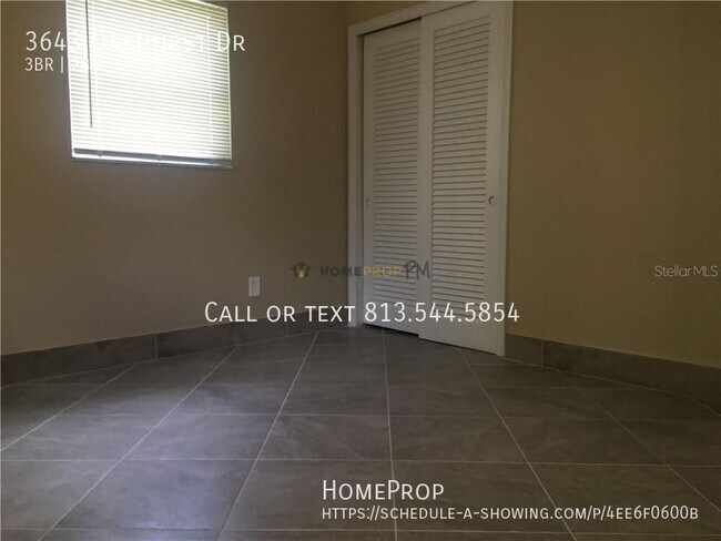 Building Photo - 3643 Oakhurst Dr