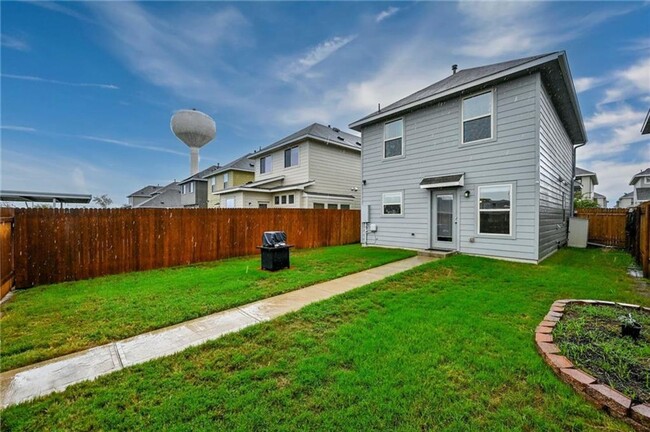 Building Photo - Beautiful Three Bedroom Home for Rent in C...