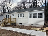 Building Photo - 1168 Lockland Ave