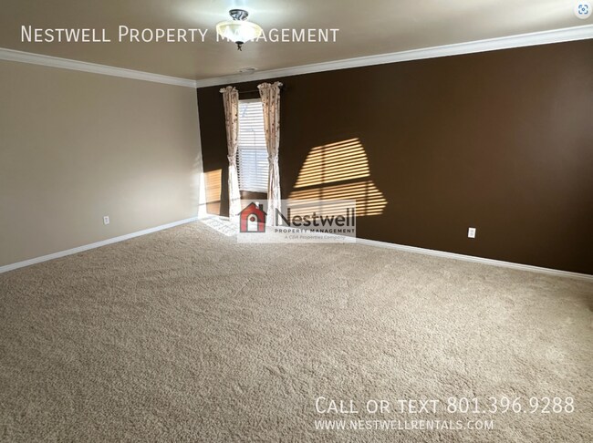 Building Photo - 10768 Pine Shadow Rd