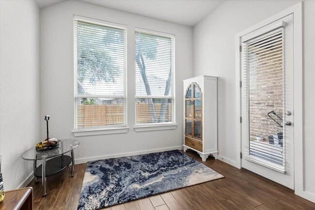 Building Photo - 849 Whitetail Dr