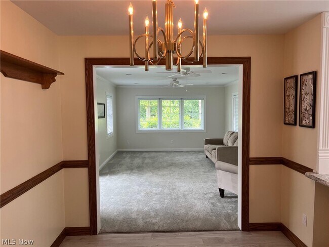 Building Photo - 9130 Cain Dr NE