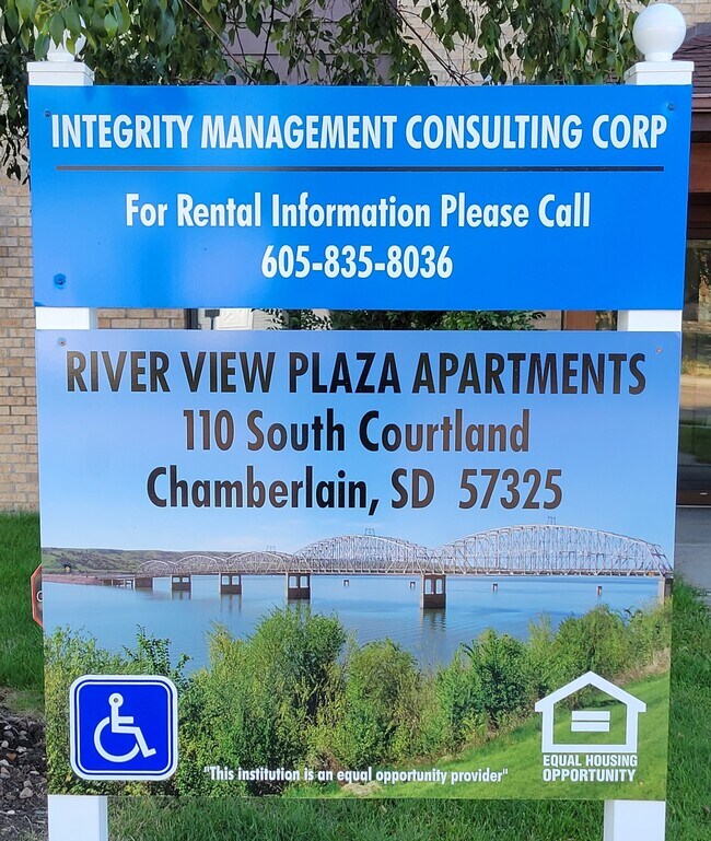 110 S Courtland St 110 S Courtland St Chamberlain SD 57325