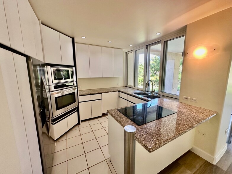 Building Photo - 3150 Wailea Alanui Dr