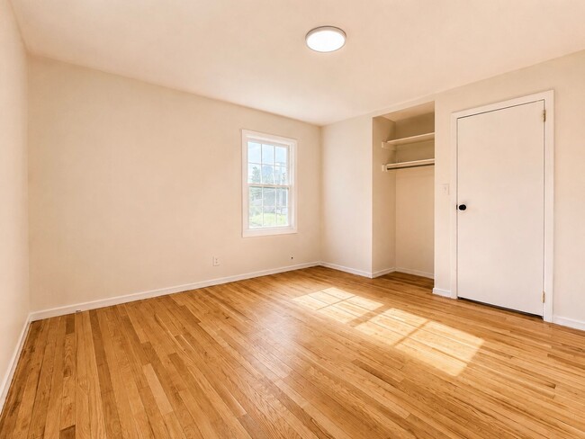 Building Photo - 3 Bed 1 Bath Rental in Rome NY