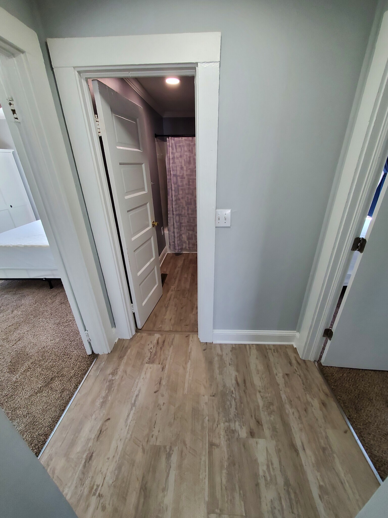 Building Photo - 607 Hillside St