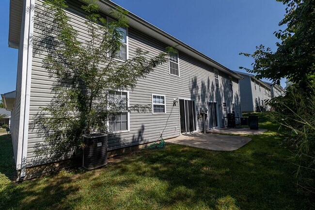 Building Photo - 4700 Dehaven Dr