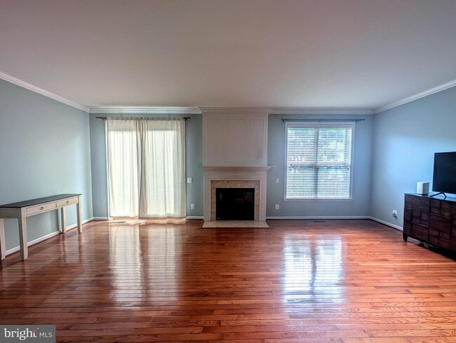 Building Photo - 4605 Lambert Pl