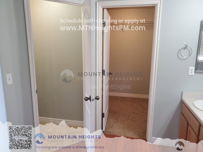 Building Photo - 3113 Provence Ln