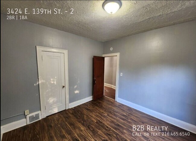 Building Photo - 3424 E 139th St