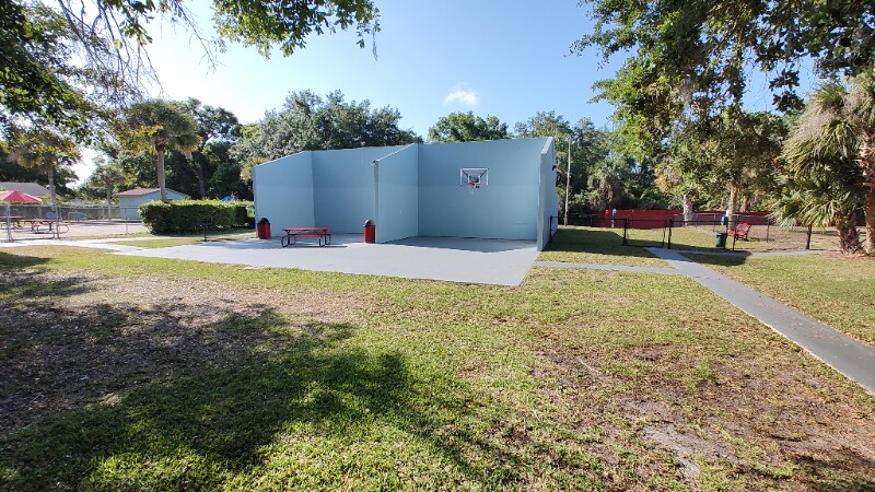 Building Photo - 3215 Baird Ave