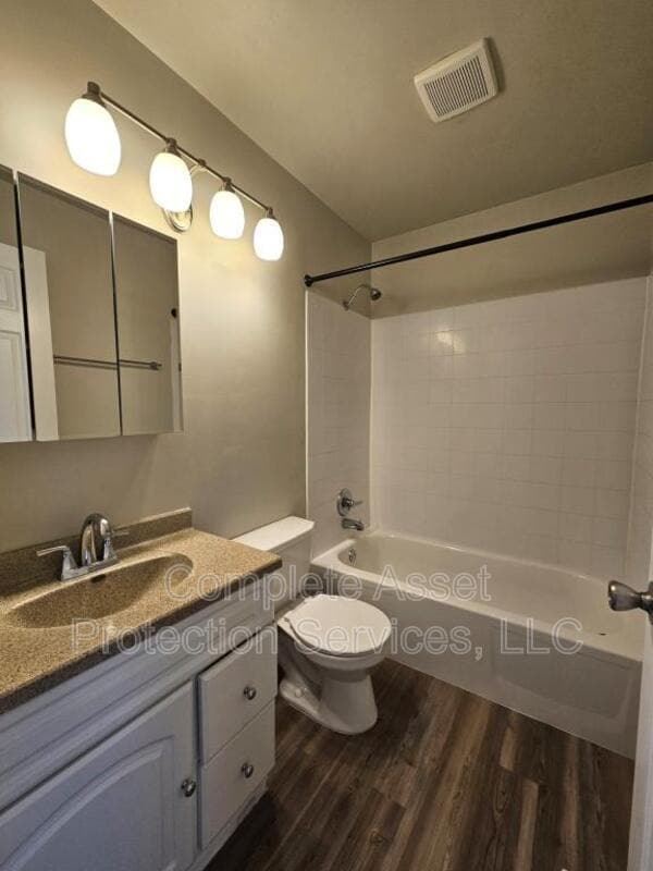 Building Photo - 5955 Tyler Pl