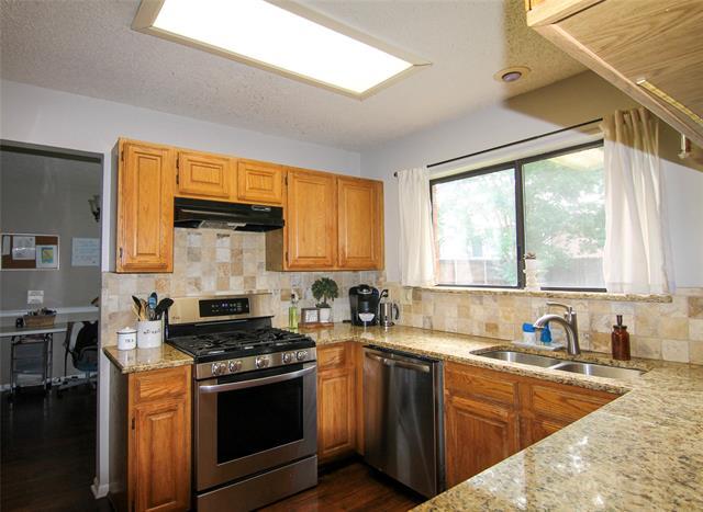 Building Photo - 1537 Yaggi Dr