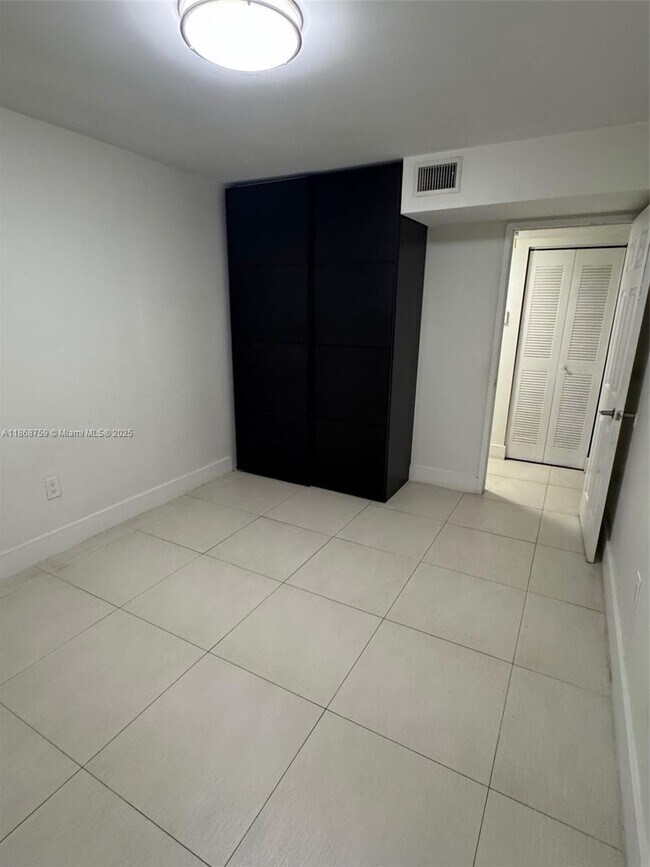 Building Photo - 10245 NW 9th St Cir