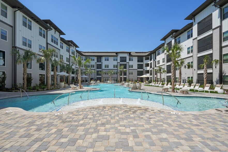 Resort-Style Saltwater Pool with Sun Shelf - Solay Carnes Crossroads