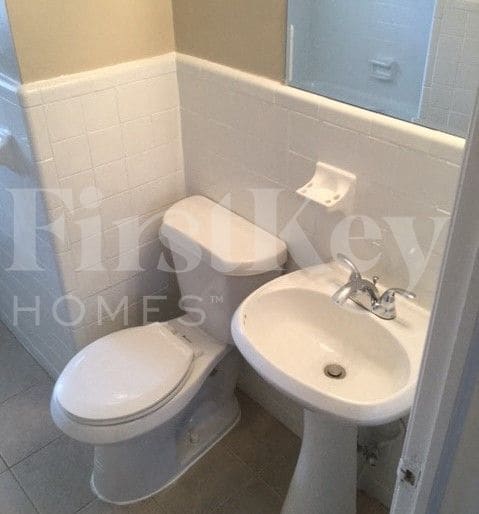 Building Photo - 1843 Wee Kirk Rd SE